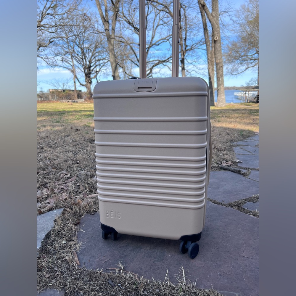 Beis Carry On Roller in beige